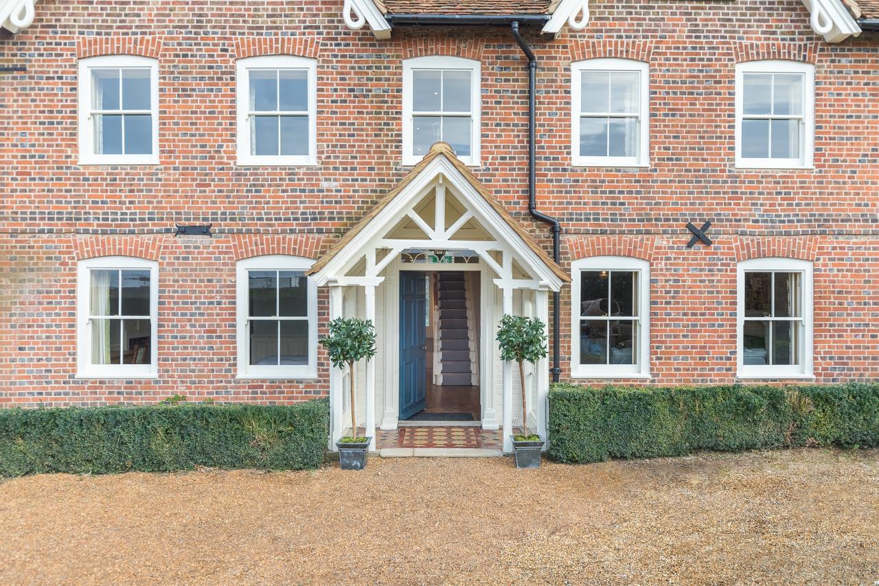 Lawn House Hotel Hatfield  Buitenkant foto