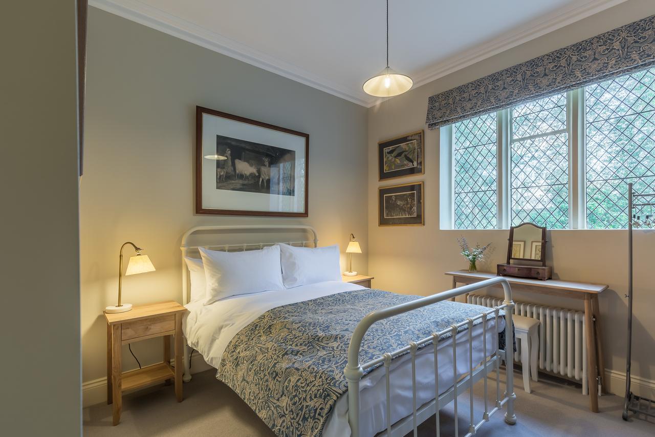 Lawn House Hotel Hatfield  Buitenkant foto